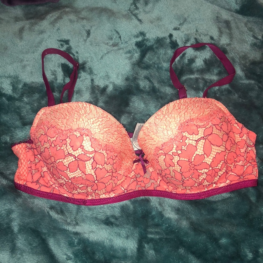 Victoria’s Secret bra